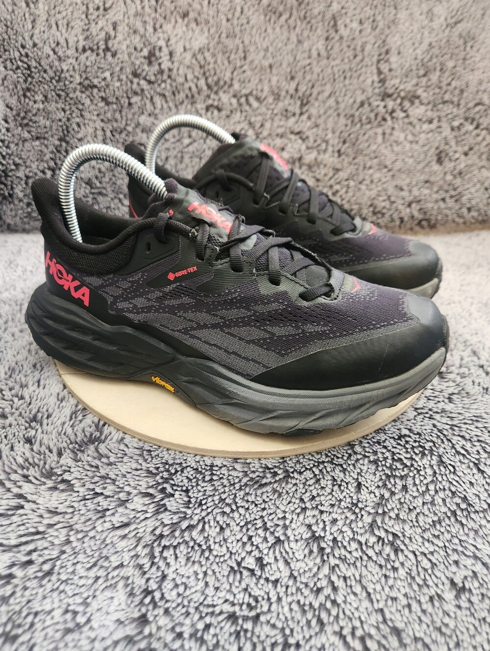 Hoka One One Speedgoat 5 GORE-TEX Trail Running Shoes Women's Size 8
